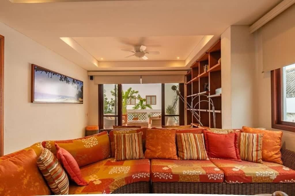 Luxury Private Pool & Rooftop Jacuzzi Сasa de vacaciones *