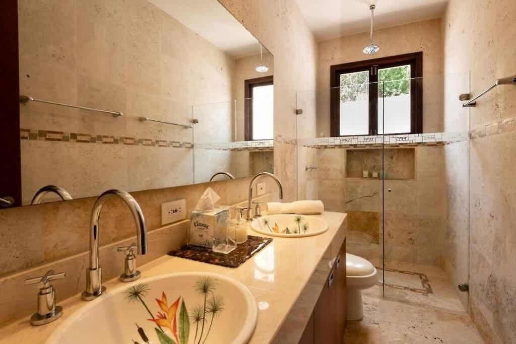 Luxury Private Pool & Rooftop Jacuzzi Сasa de vacaciones Cartagena