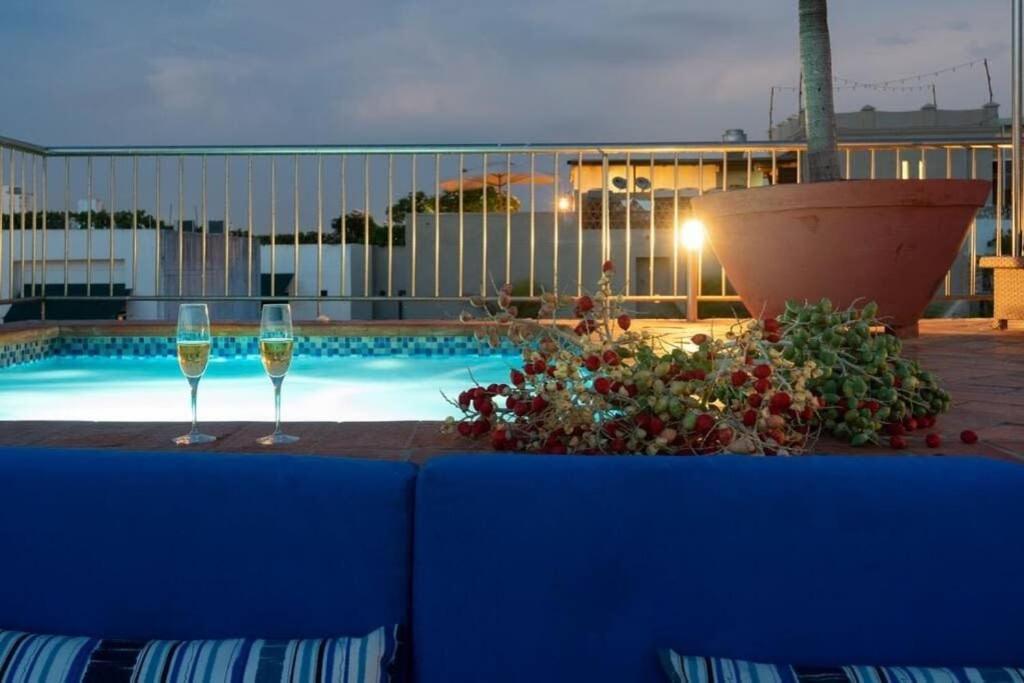 Luxury Private Pool & Rooftop Jacuzzi