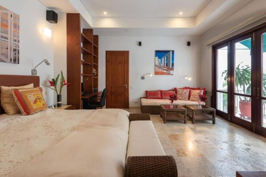 Luxury Private Pool & Rooftop Jacuzzi Cartagena